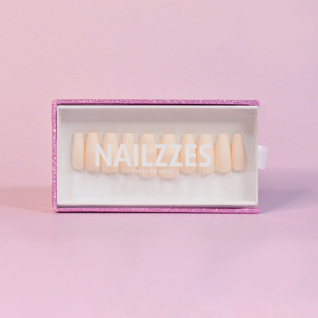 01 Light Beige MATTE