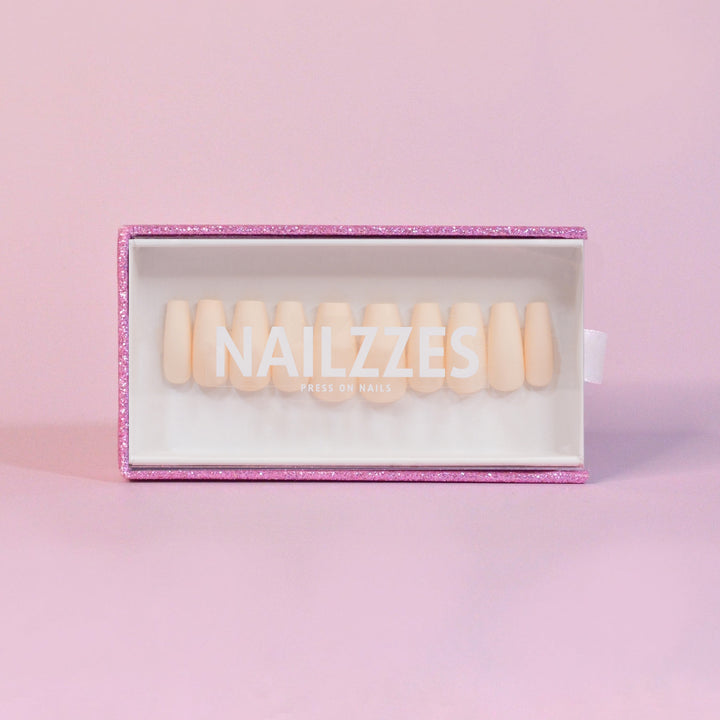 01 Light Beige MATTE